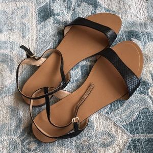 Banana Republic Black Flats